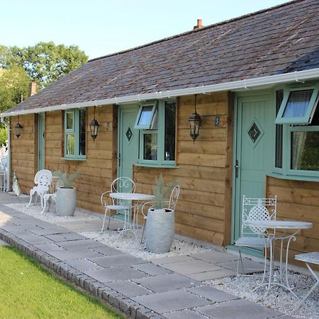 The Willowford Milton Keynes Exterior foto